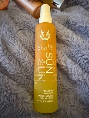 Ellis Brooklyn Sun Fragrance Body Mist — Yellow-Orange